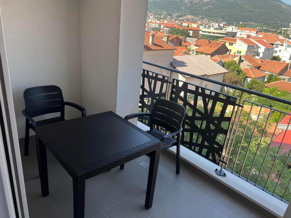 Apartment Ljalja โมสตาร์ ภายนอก รูปภาพ