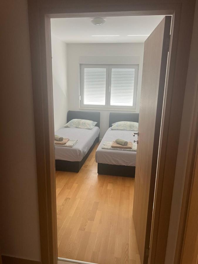 Apartment Ljalja โมสตาร์ ภายนอก รูปภาพ